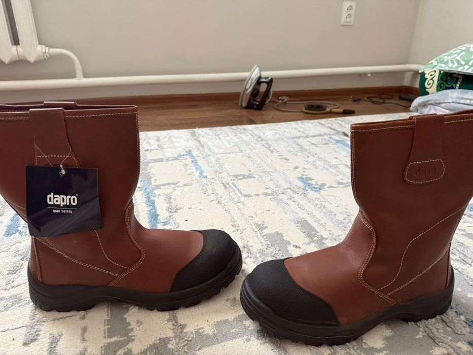 Спецботинка новый