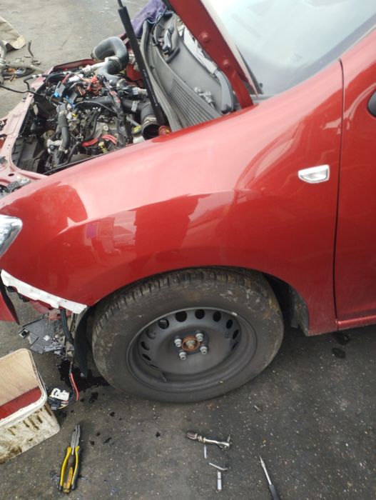 Ușa stânga dreapta aripa stângă Dacia Logan 2 2013-2020