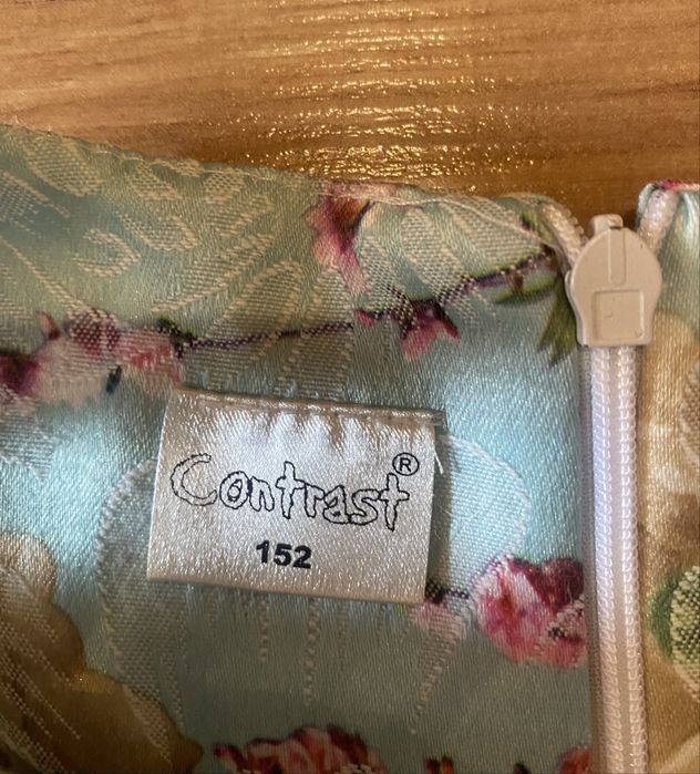 Лот от две страхотни нови рокли -140-152.