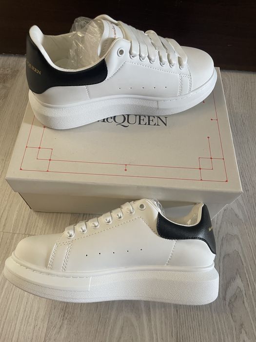 Alexander McQUEEN