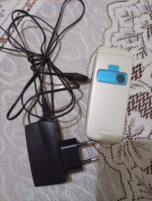 Telefoane seniori cu butoane