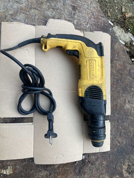 Rotopercutor Dewalt Italia
