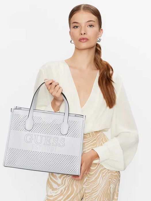 Guess нова оригинална дамска чанта 2в1