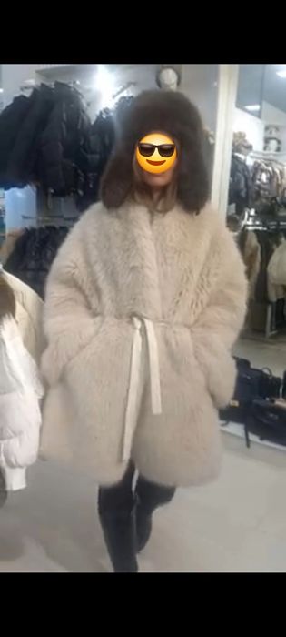 Продам шубу с шапкой