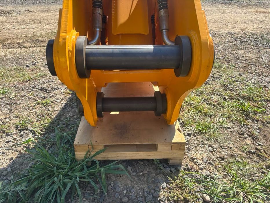 Automiza.ro. Vand piese pentru utilaje de constructii si camioane !