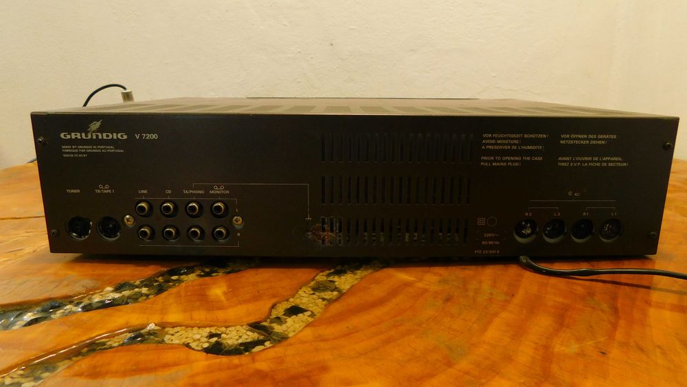 statie / amplificator grundig v 7200