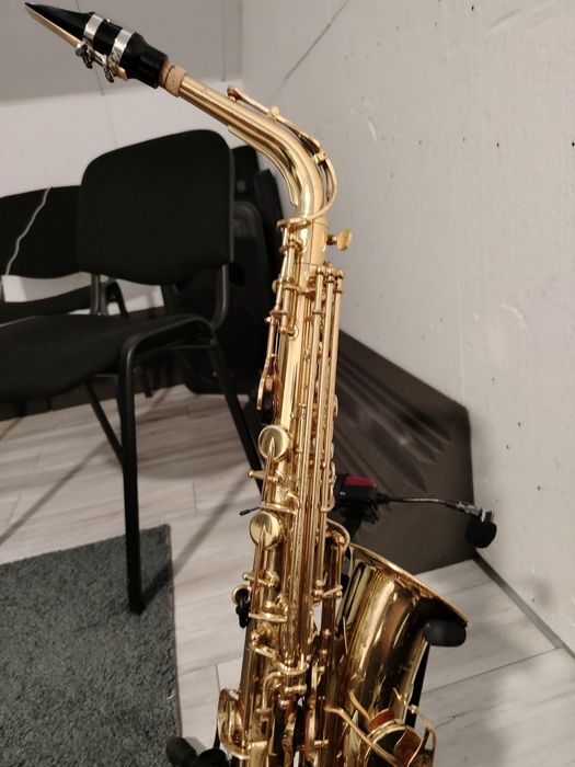 Vând saxofon yamaha yas 275 la 650€și 280 la 750 euro