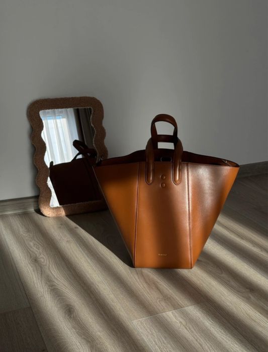 Geanta X Nihilo The Eight Tan Bag – Bucket Bag