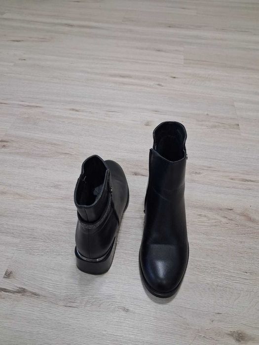 Ботинки женские, новые