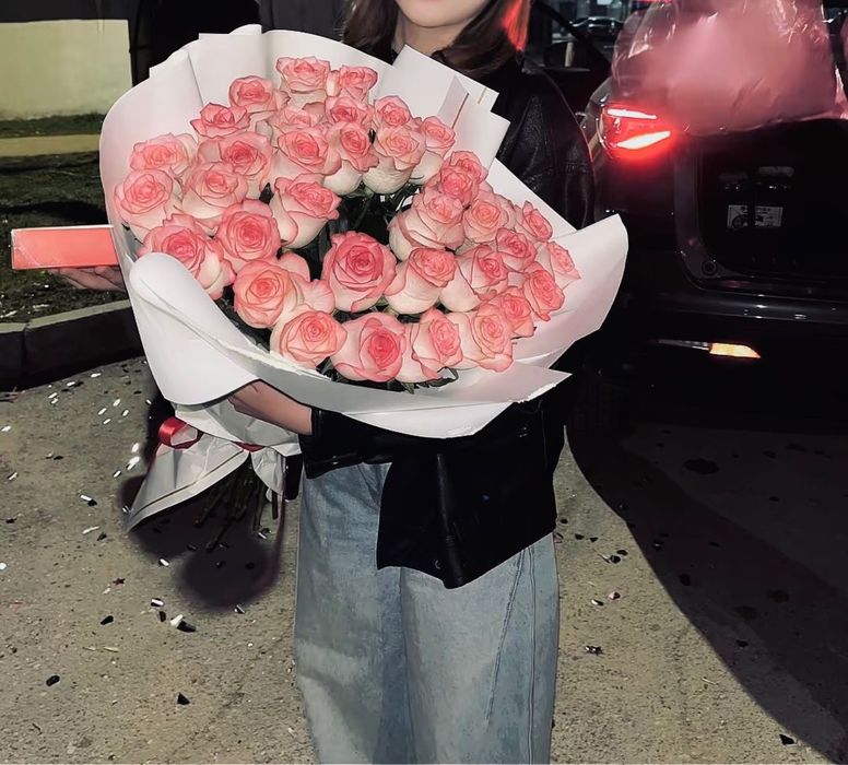 Цветы Роза букет