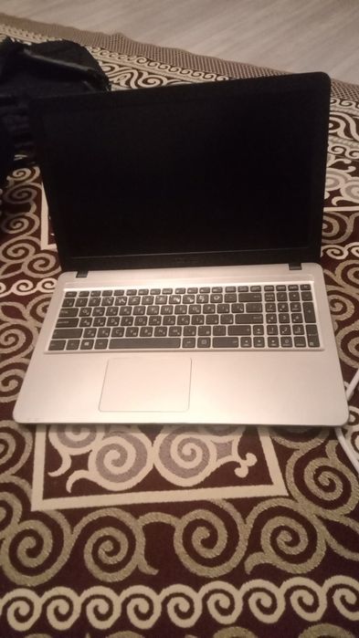 Мощный ноудбук. Б./ У .