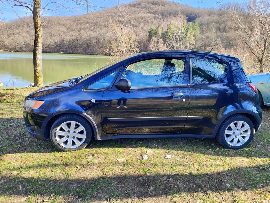 Мицубиши Колт mitsubishi colt