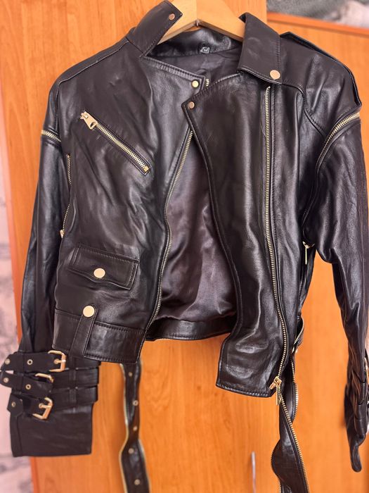 Дамско кожено яке