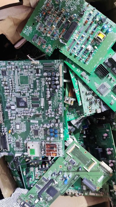 Приём,, платы и микросхем.