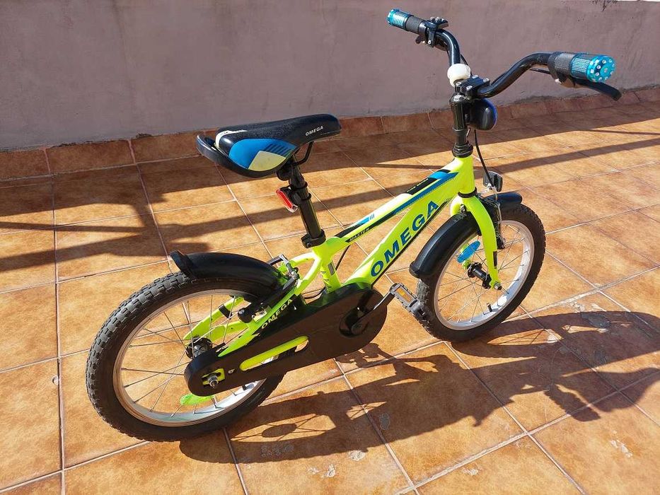bicicletă copil Omega accesorizată