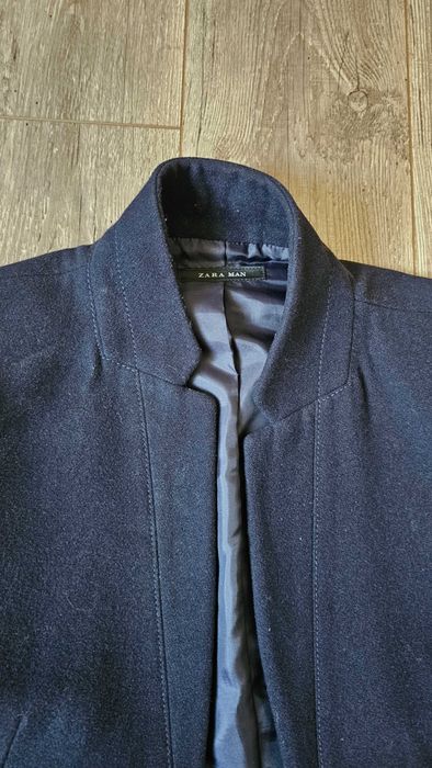 Тъмно синьо мъжко палто ZARA
