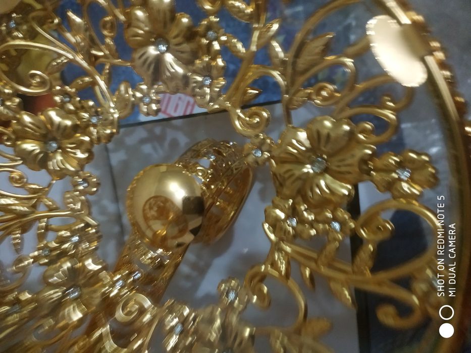 Продам менажницу 16000