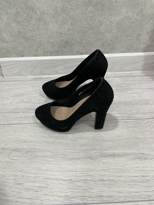 Продам туфли ,размер 34
