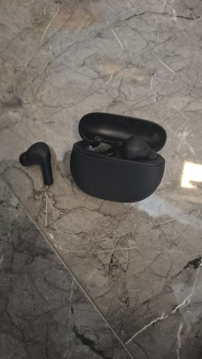 Слушалки redmi черен цвят