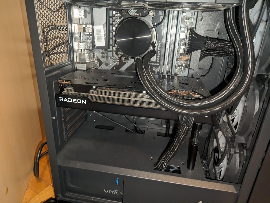 Kit placă de bază + procesor