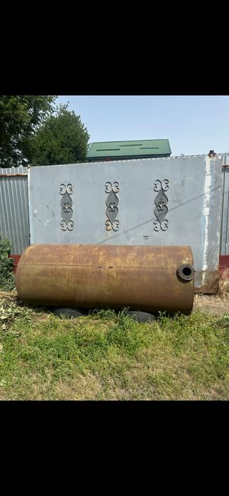 Продам бочку 2,5 куба