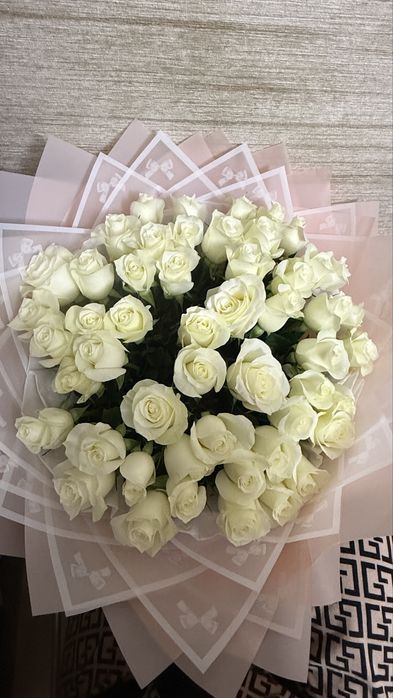 51шт  Роза свежий