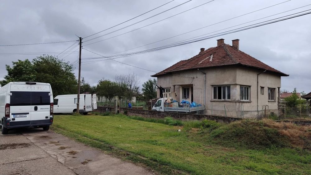 Дворове, мазета, тавани, боклуци и стари постройки – всичко пада пред нас!