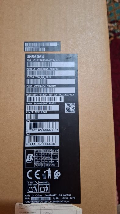 Notebook Asus Zennbook S16