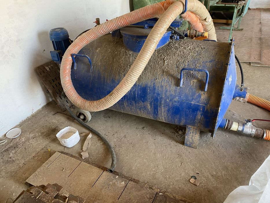 Срочна продам аппарат для пенаблока