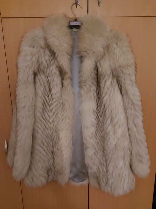 Haină de blană de vulpe
