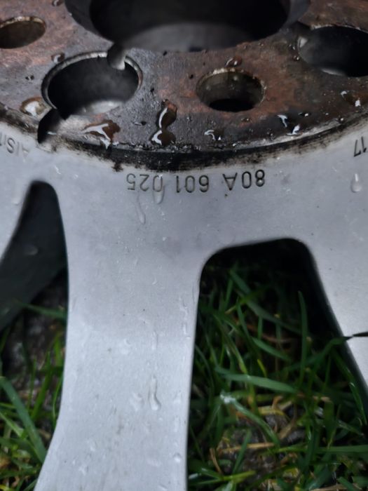 Vând jante  17 inch