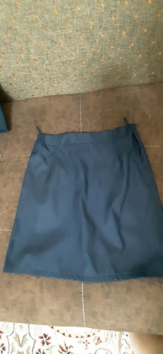 Продам юбки школьные