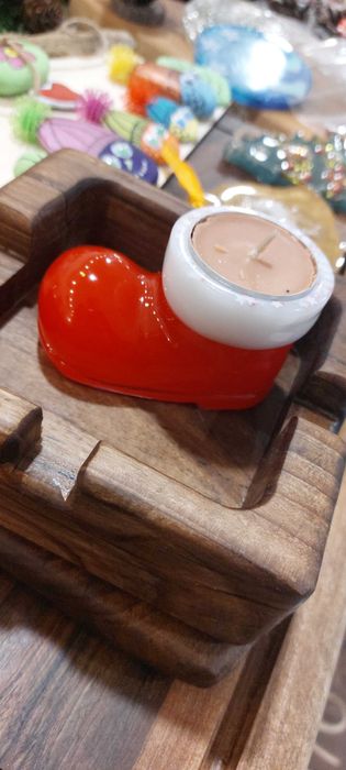 Фруктиера от епоксидна смола