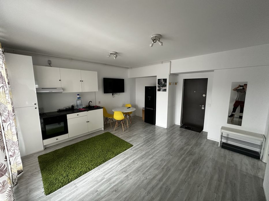 Inchiriez apartament 2 camere cu loc parcare