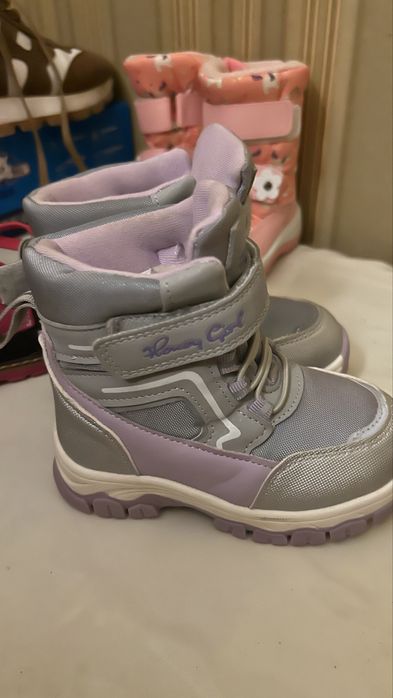 Продается несколько пар обуви