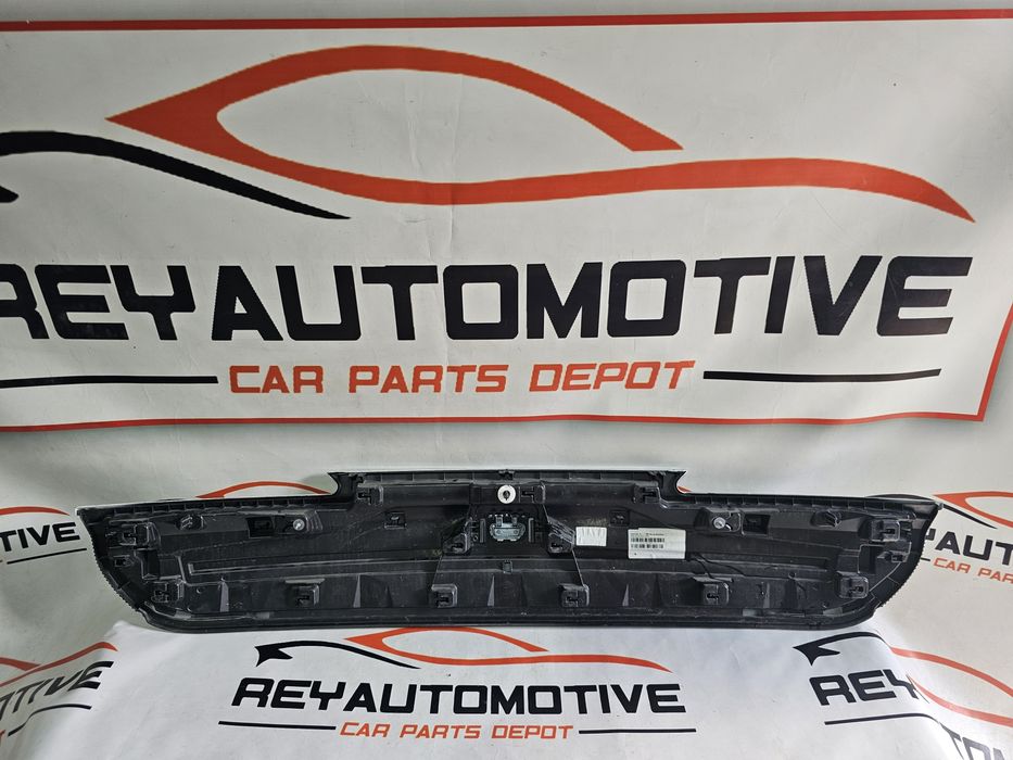 Ornament portbagaj Bmw i7 G70 cod 51139466979