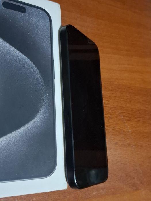 Продам IPhone 15 pro