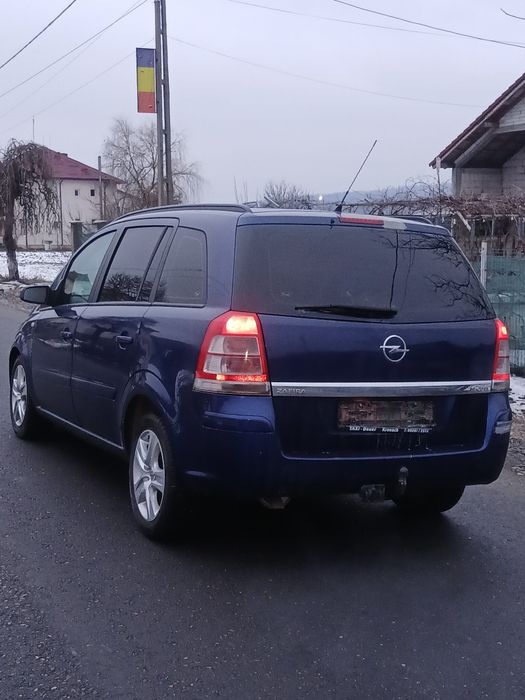 Opel Zafira B 2008 Bara Capota Faruri Usii Haion Stopuri carlig aripi