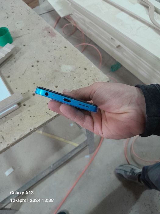 Indinix hot30i telefoni