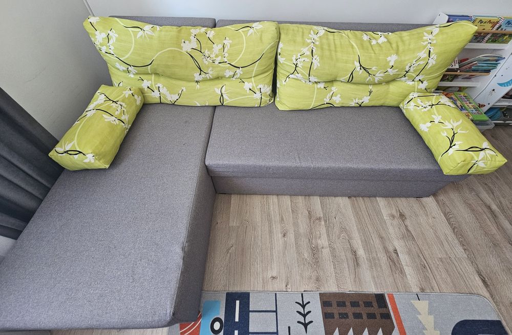 Colțar extensibil si reversibil  Modena Grey Jasmine Flower cu lada de depozitare