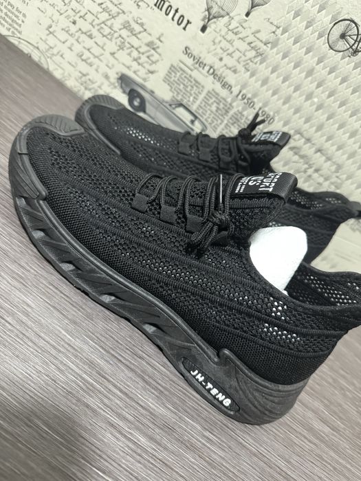 Мужские кросовки