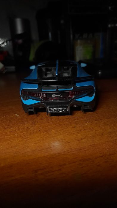 Lot  machete auto – Hot Wheels Audi RS6, Bugatti | Stare foarte bună