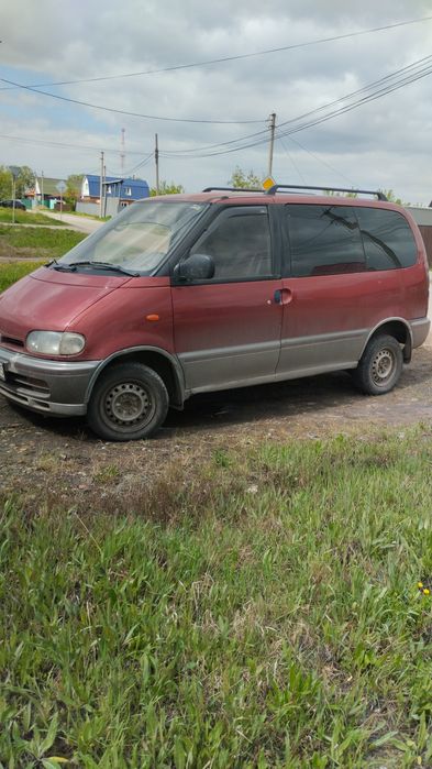 Продам Ниссан серена