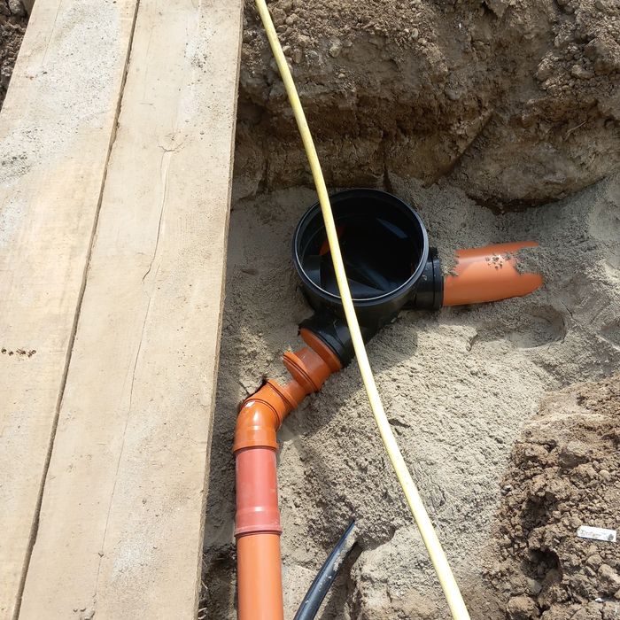 Canalizare exterioara la 110 lei / ml manopera