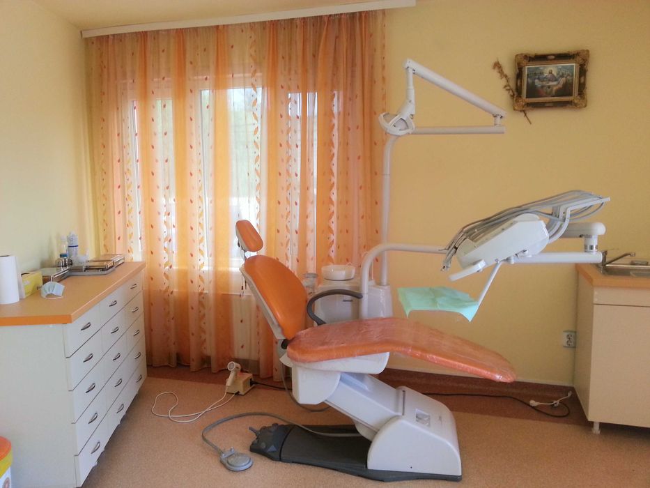 Scaun stomatologie complet + Sterilizator Pupinel Profesional
