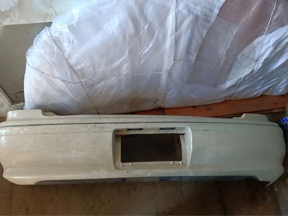 Продам бампер на тойота марк 2