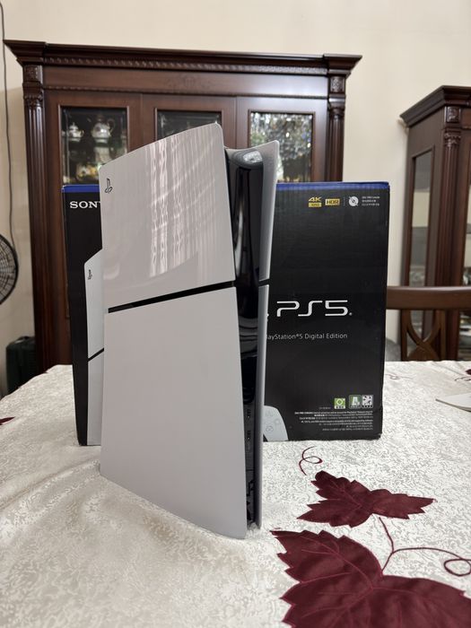 Playstation 5 slim 1 tb!