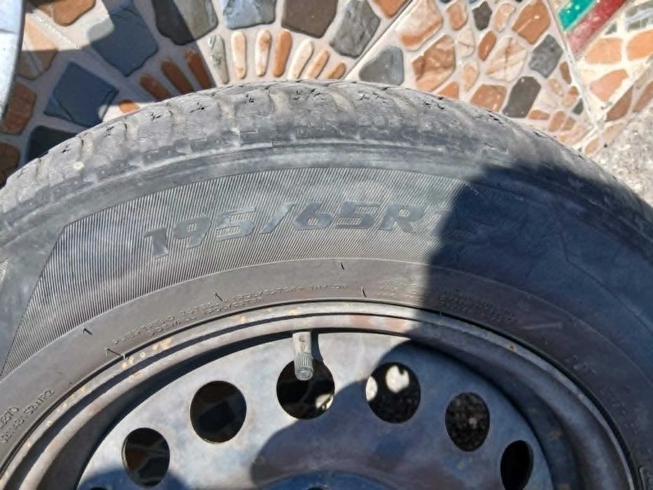Roți 4 skoda Caddy volkswagen 195/65 R15.