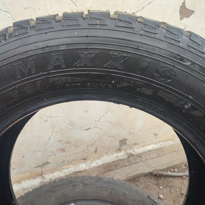 Б/у зимние шины 3шт