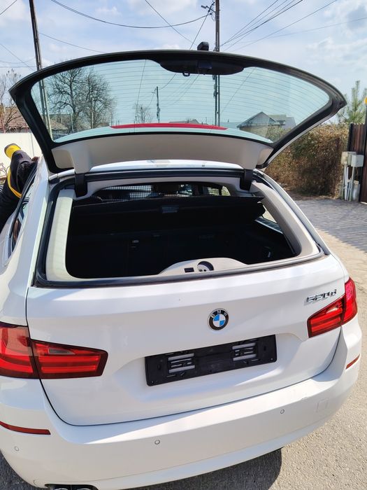 Vând BMW f 11 an 20011